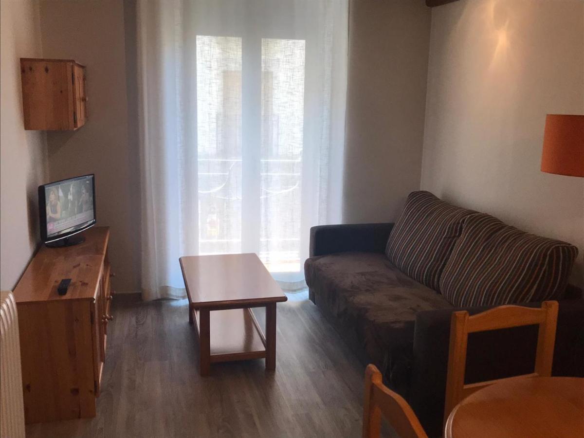 Apartaments Cal Noi กัมโปรดอน ภายนอก รูปภาพ