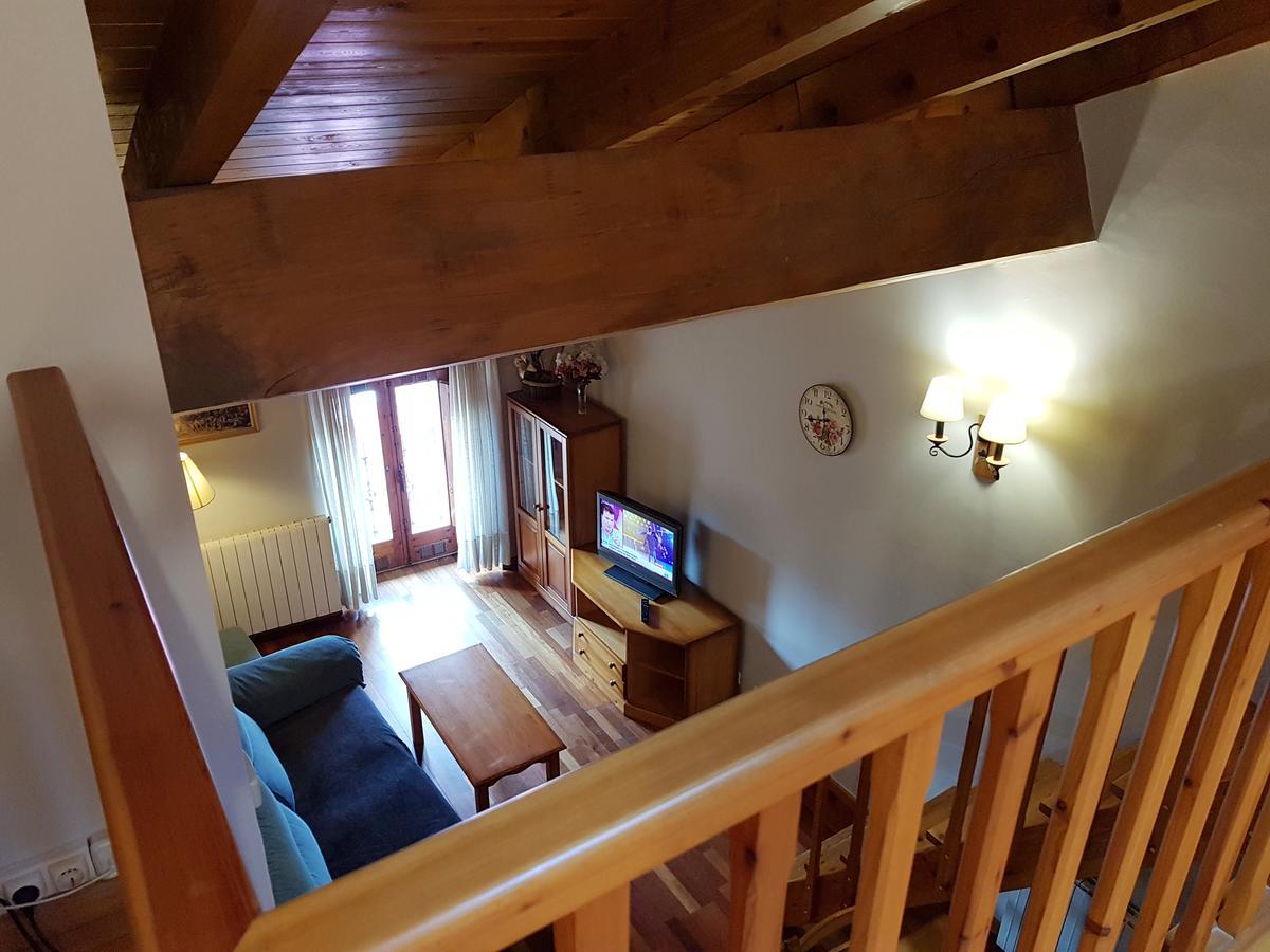 Apartaments Cal Noi กัมโปรดอน ภายนอก รูปภาพ