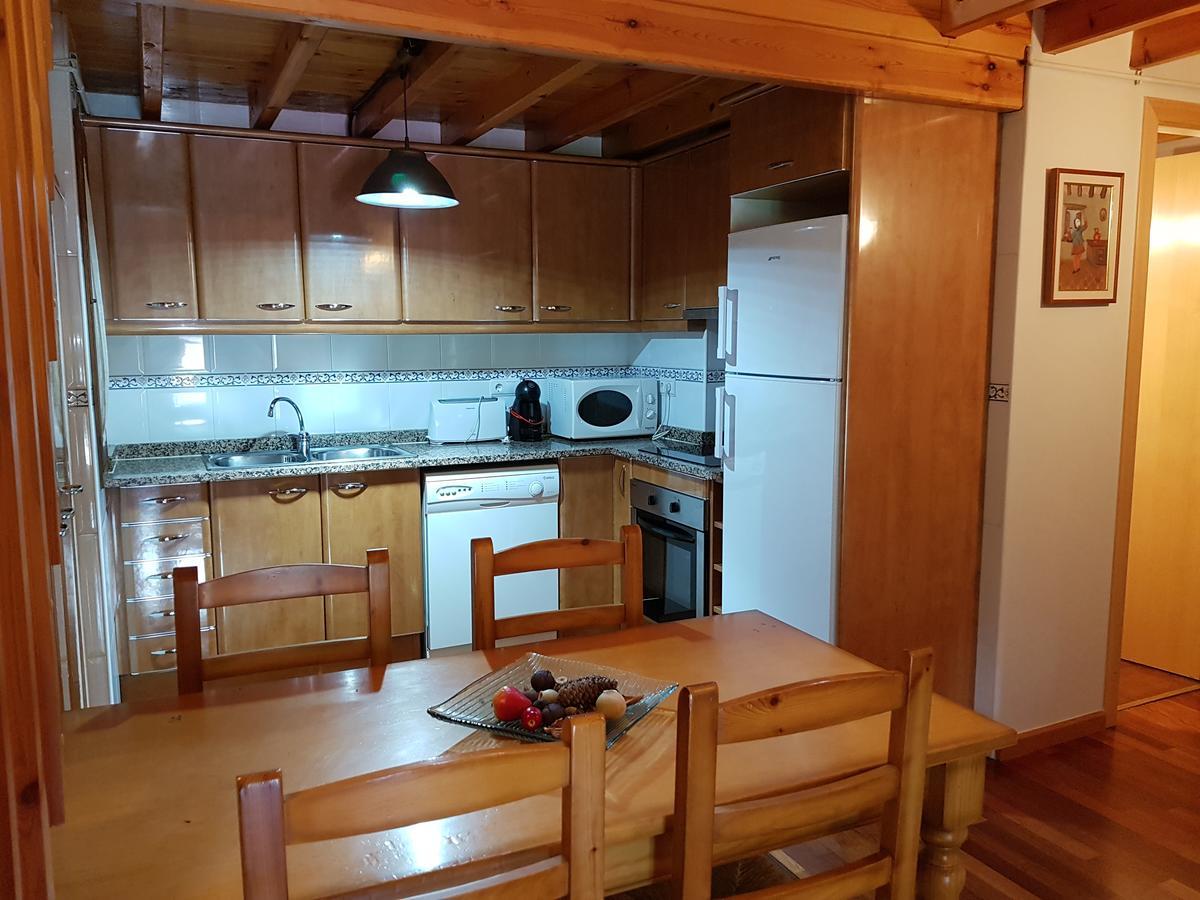 Apartaments Cal Noi กัมโปรดอน ภายนอก รูปภาพ