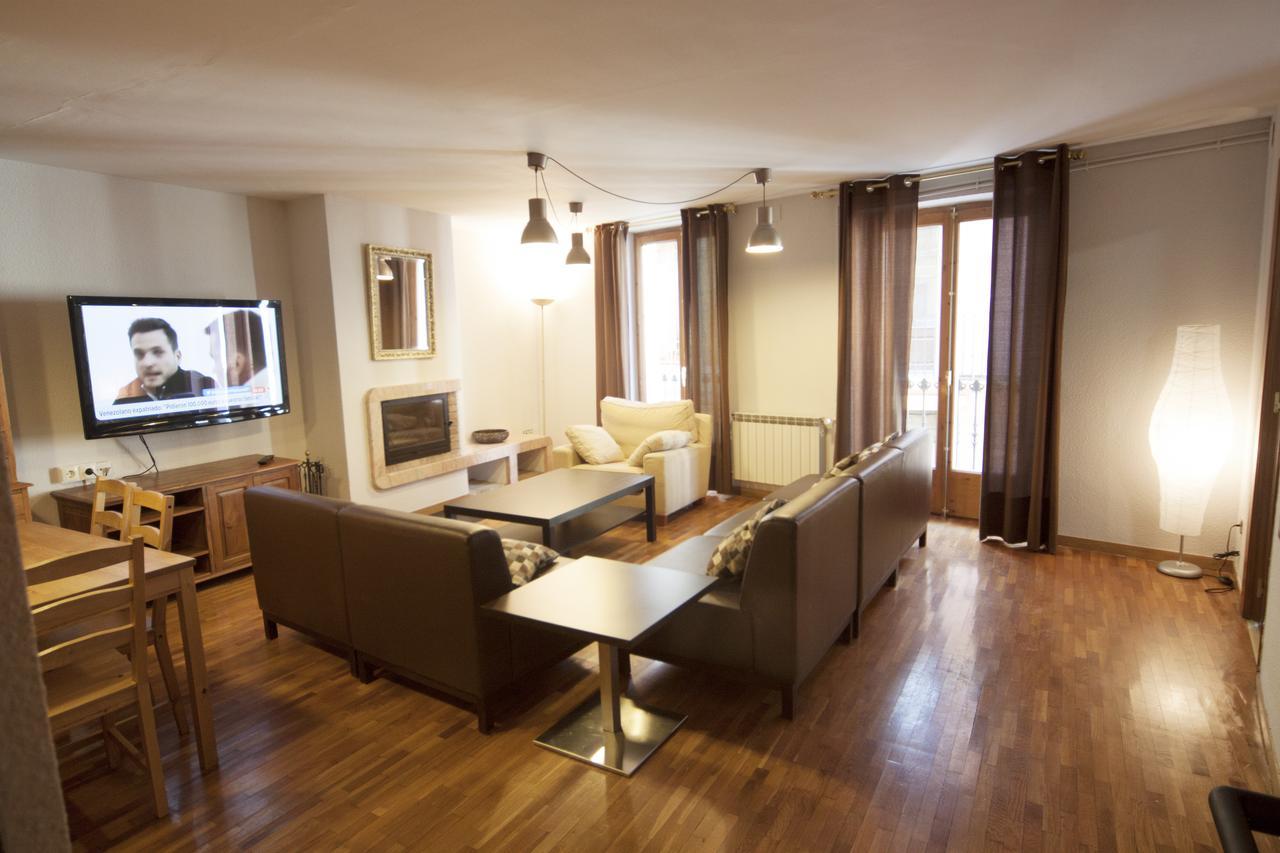 Apartaments Cal Noi กัมโปรดอน ภายนอก รูปภาพ