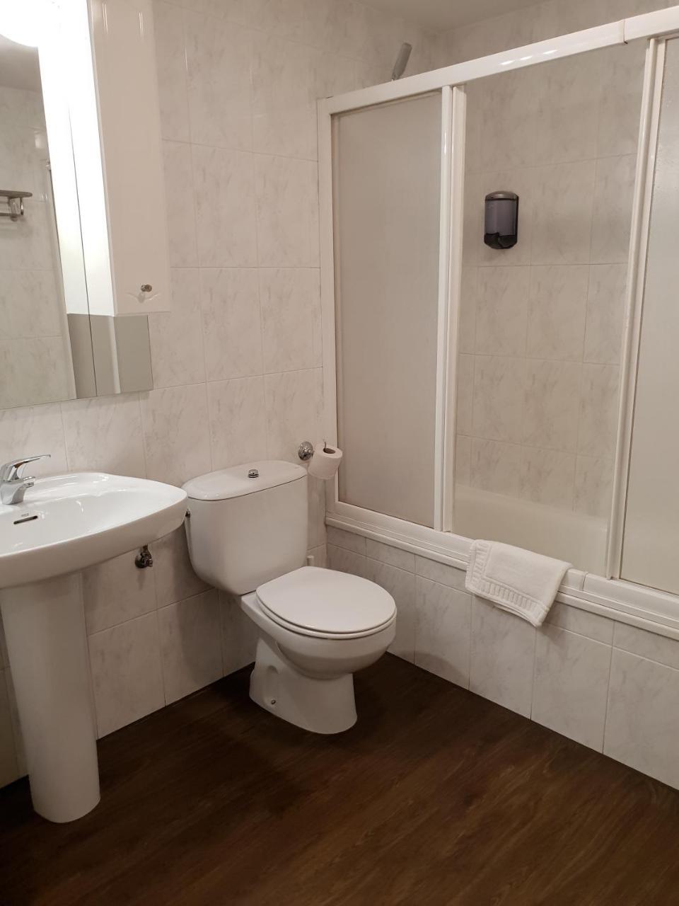 Apartaments Cal Noi กัมโปรดอน ภายนอก รูปภาพ