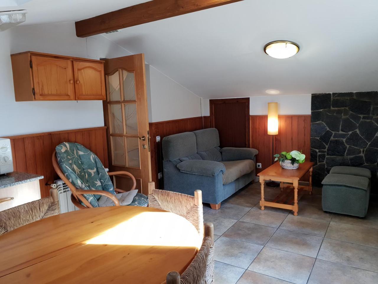 Apartaments Cal Noi กัมโปรดอน ภายนอก รูปภาพ